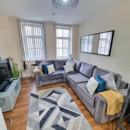 2 Bedroom - City Centre Location - Perfect For Family'S Bradford  Eksteriør billede