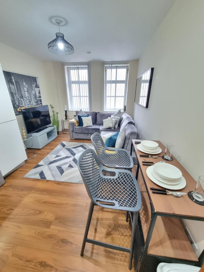 2 Bedroom - City Centre Location - Perfect For Family'S Bradford  Eksteriør billede